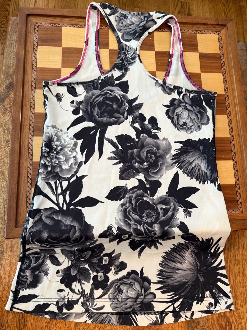 NWOT lululemon athletica Black and White Floral Racerback Tank